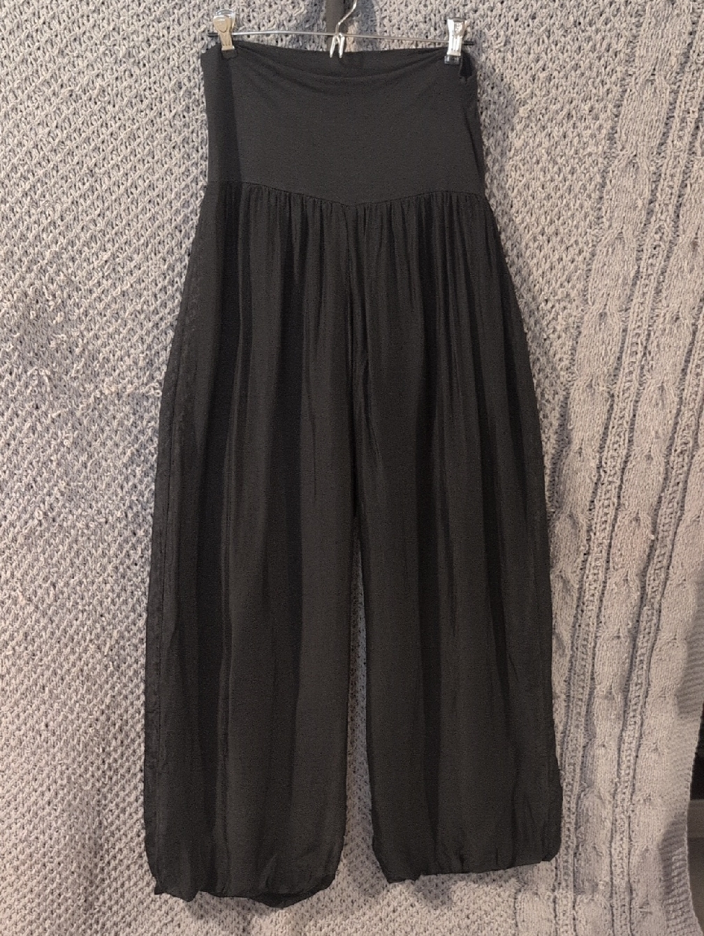Black High-Waist Wide Leg Pants